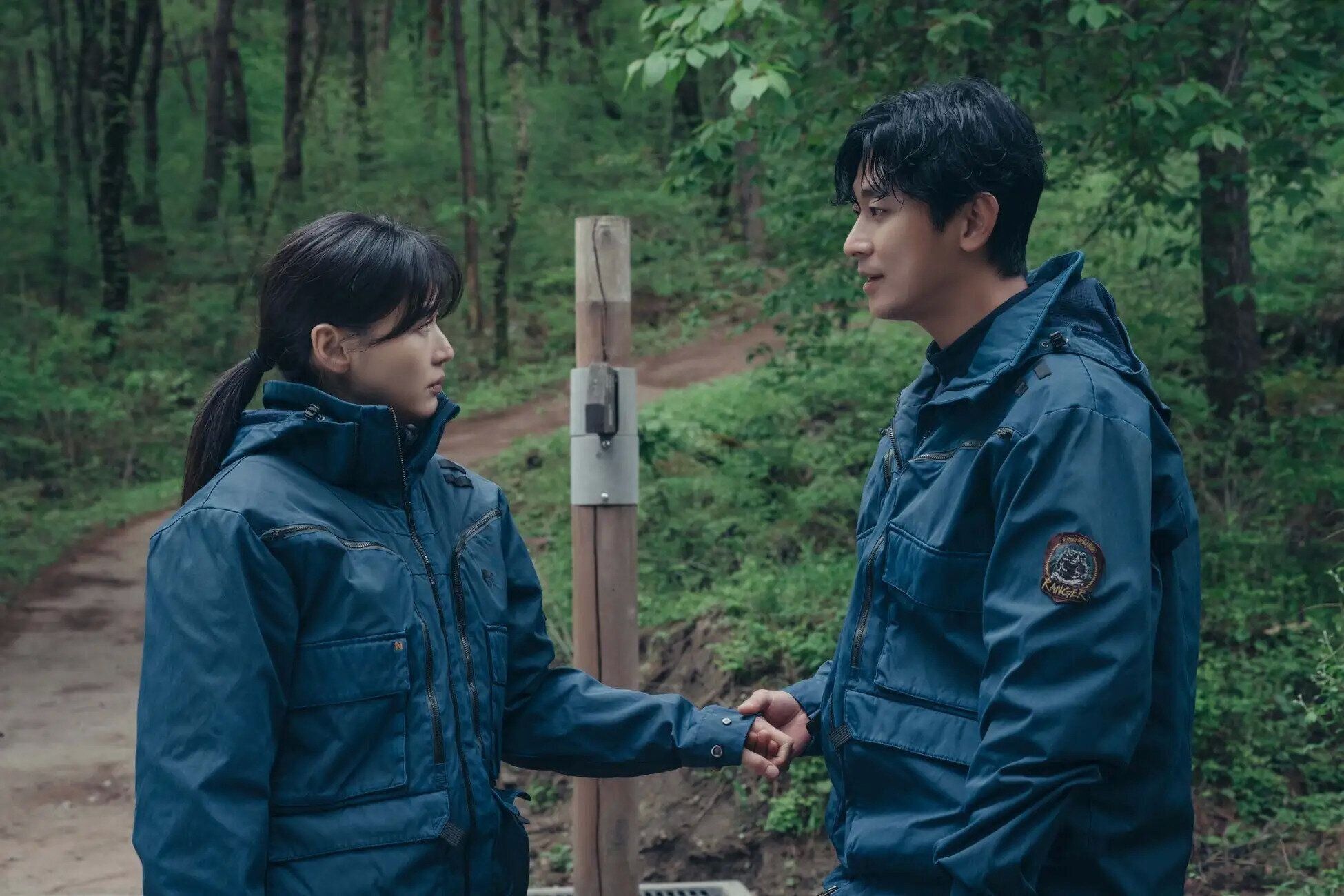 (チュ・ジフン主演)智異山オリジナルサウンドトラック韓国盤2枚組(新品.未開封) 智異山 オリジナル・サウンドトラック (CD+DVD) | HMV&BOOKS
