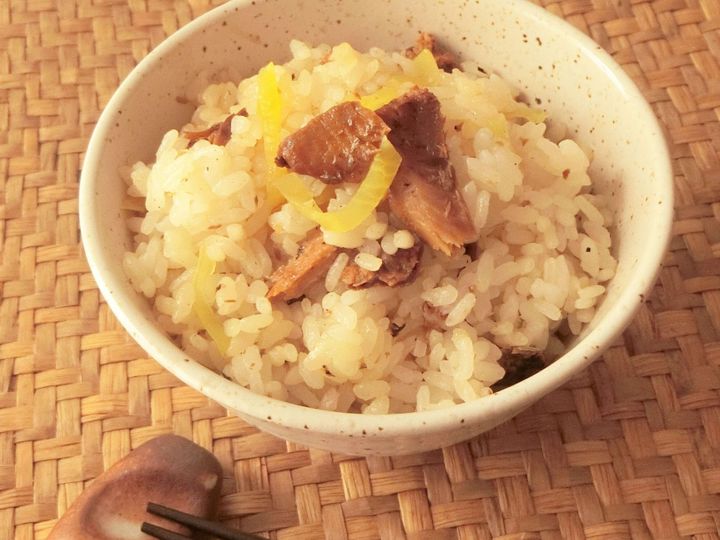 炊いたご飯に混ぜるだけ 意外な組み合わせがおいしい簡単混ぜご飯レシピ3選 サンキュ 炊いたご飯に混ぜるだけ 意外な組み合わせがおいしい簡単混ぜご飯レシピ3選 サンキュ