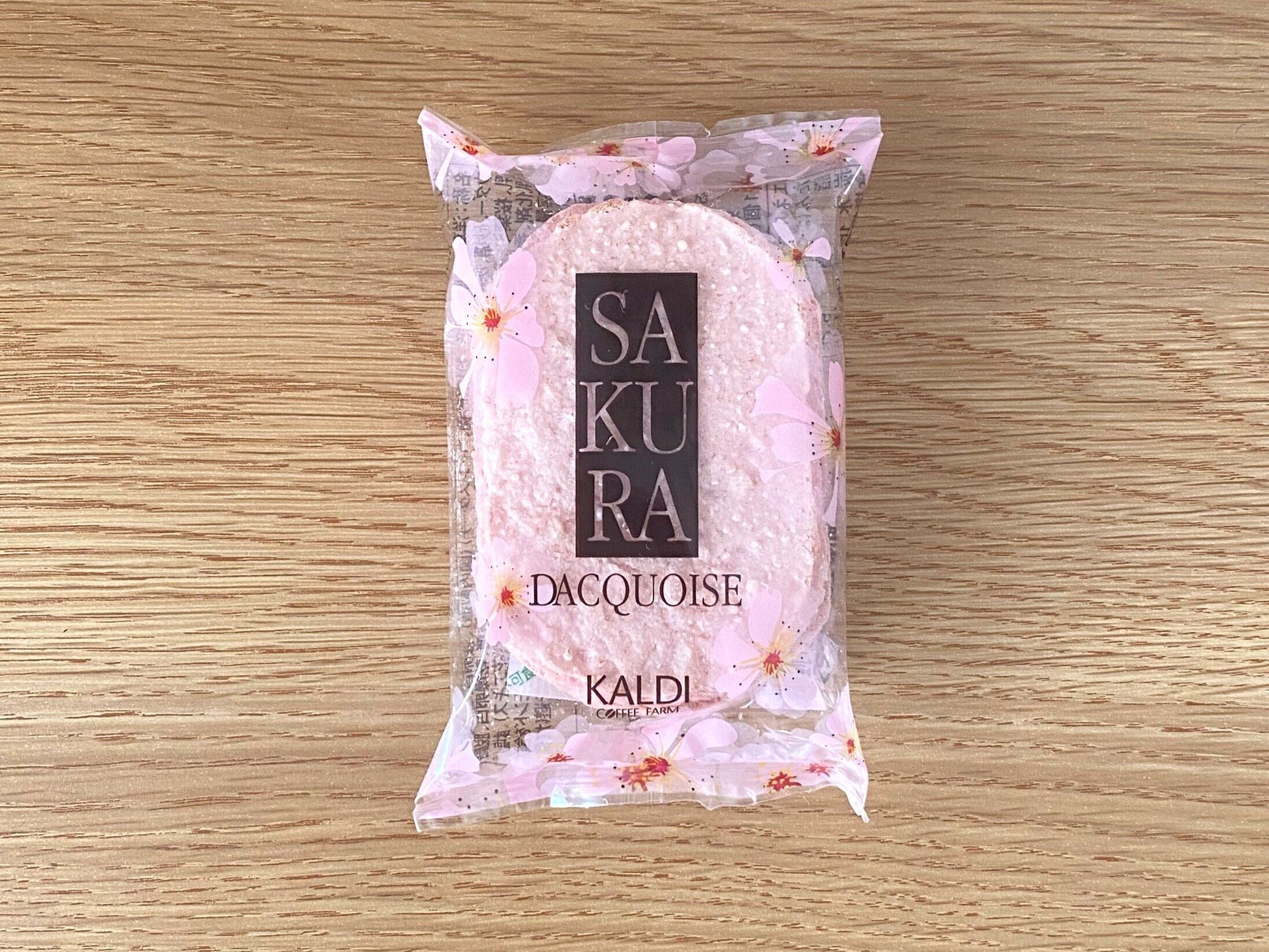 サクラダックワーズ