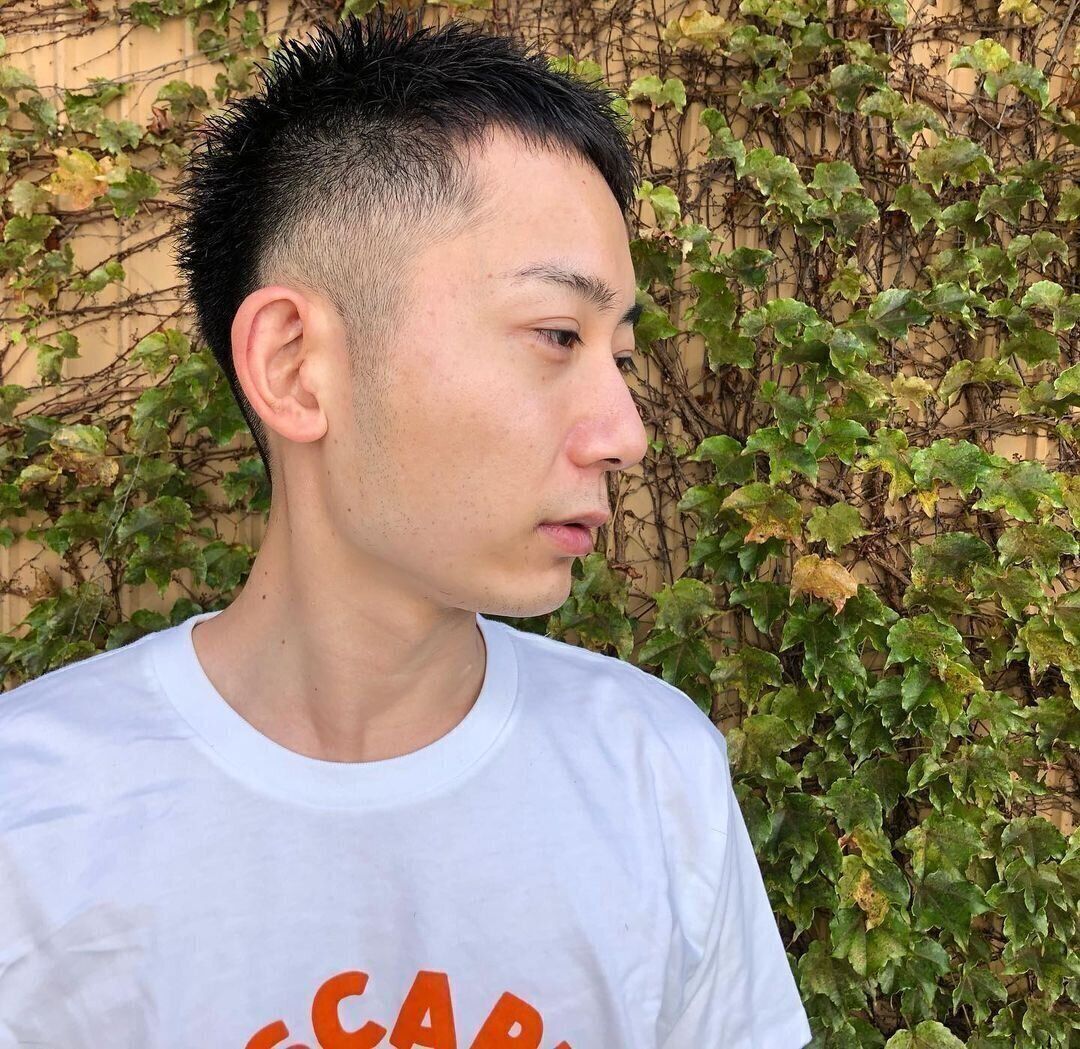 高校生の男の子に似合うヘアスタイル おしゃれなベリーショート