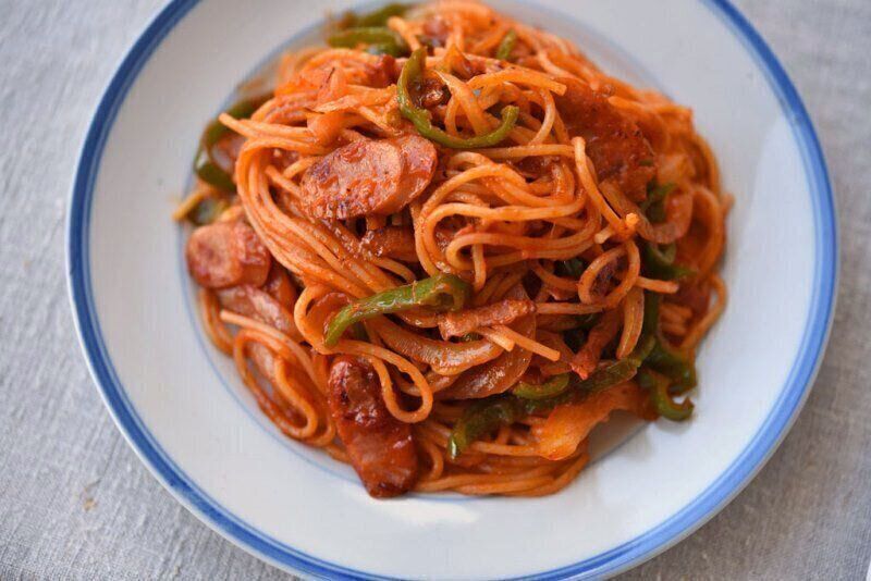 ナポリタンの作り方（ケチャップ味の濃厚レシピ）