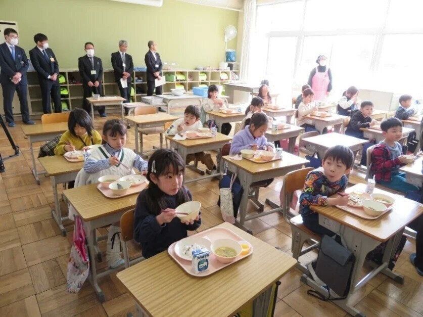 【カーボンニュートラル実現に向けて】リサイクル食器を販売する(株)おぎそと三重県津市と協定を締結