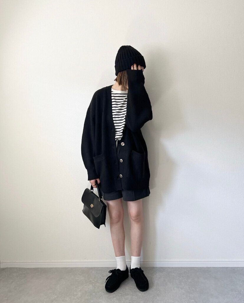 GU パフィータッチオーバーサイズカーディガン