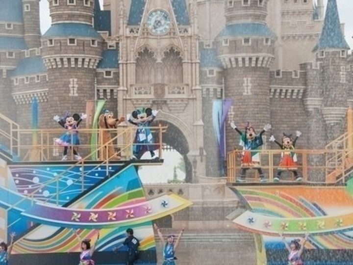 17年夏休み限定 親子で東京ディズニーランドの 夏祭り を楽しむ方法 サンキュ 17年夏休み限定 親子で東京ディズニーランドの 夏祭り を楽しむ方法 サンキュ