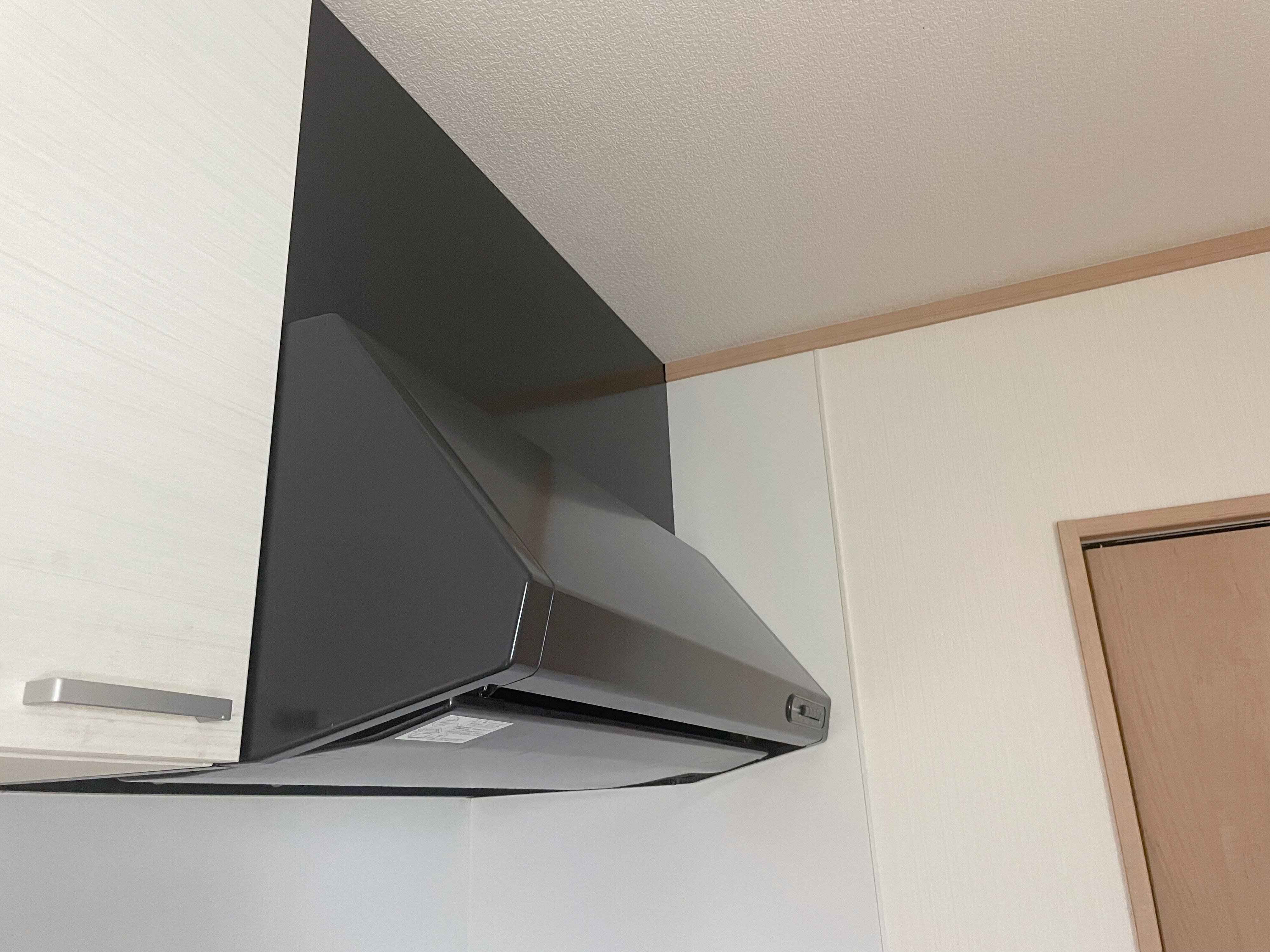 目からウロコな「レンジフード部材」の効率的な掃除方法