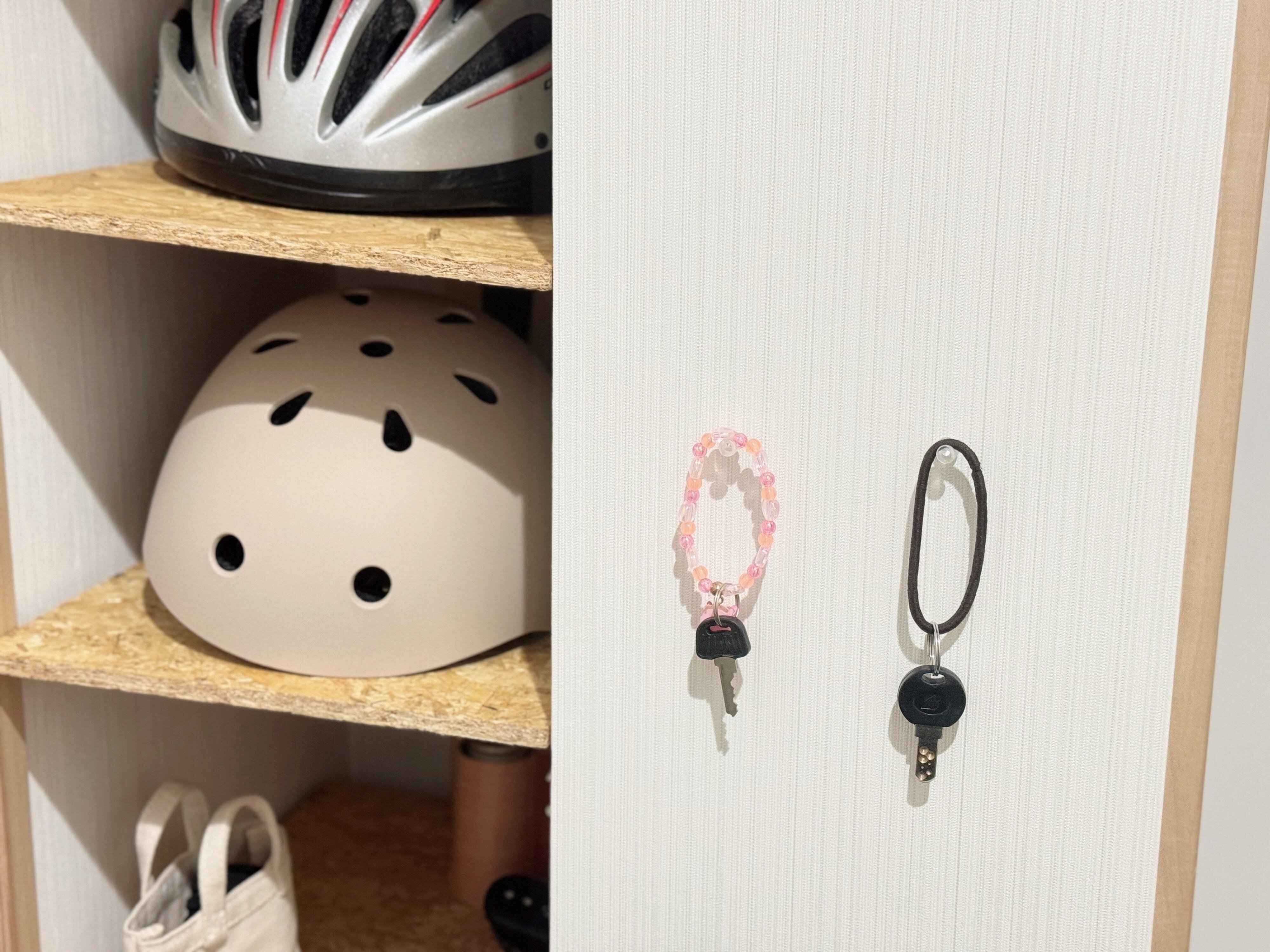 掛けるだけだから収納にも困らない