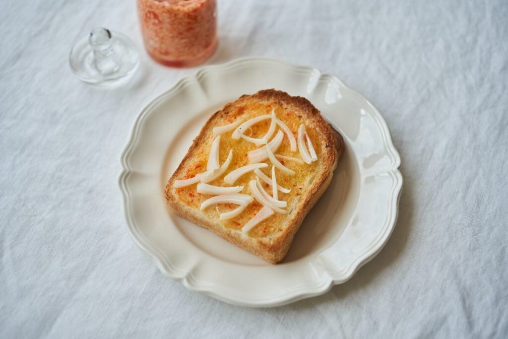 発酵パプリカのオニオントースト