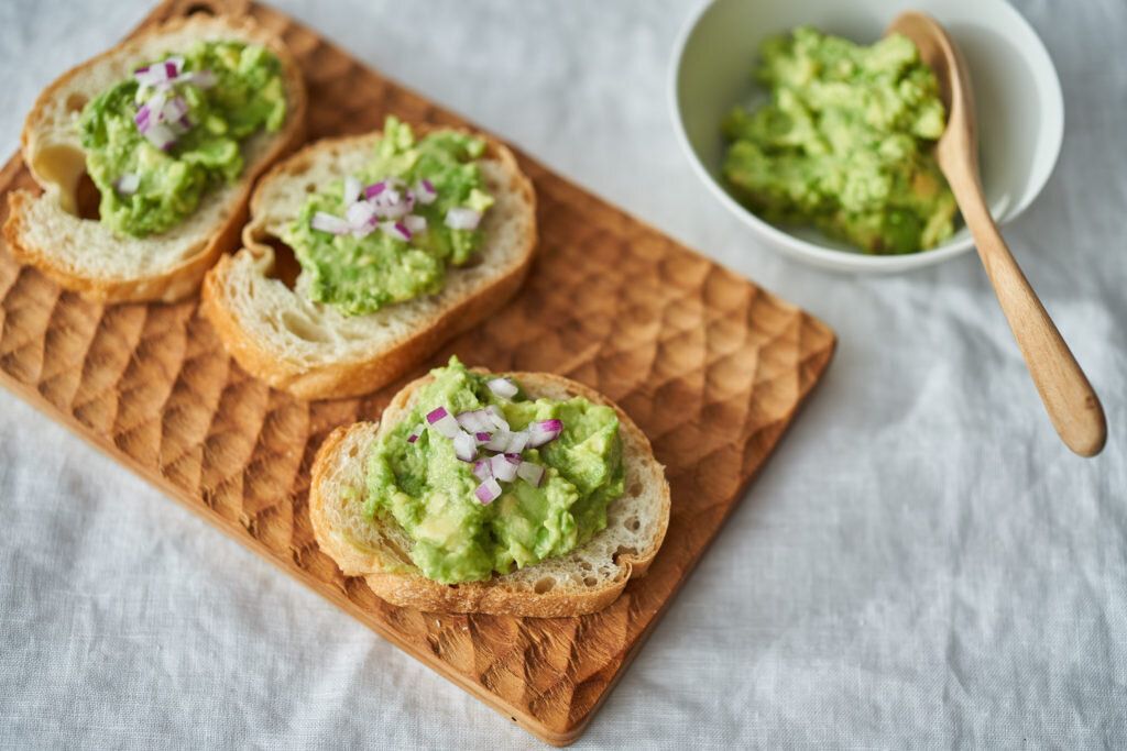 アボカドヨーグルトのタルティーヌ