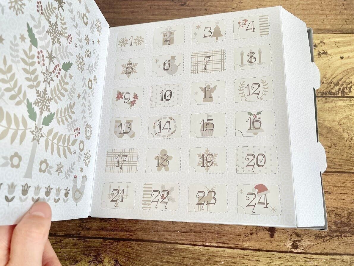 本体の上部分をかぶせる