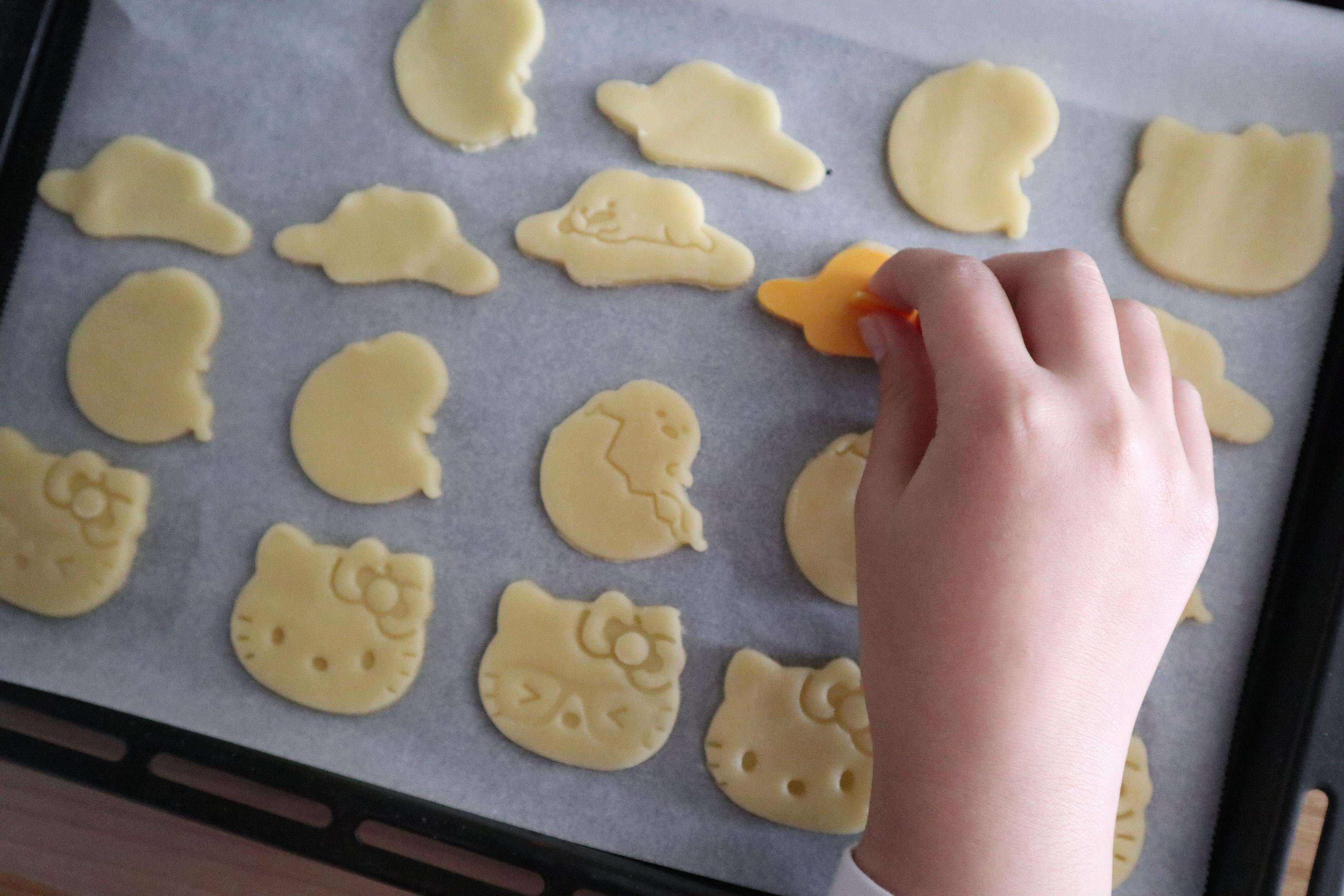 不器用さんでも失敗しない ダイソーのキャラデコグッズ サンキュ