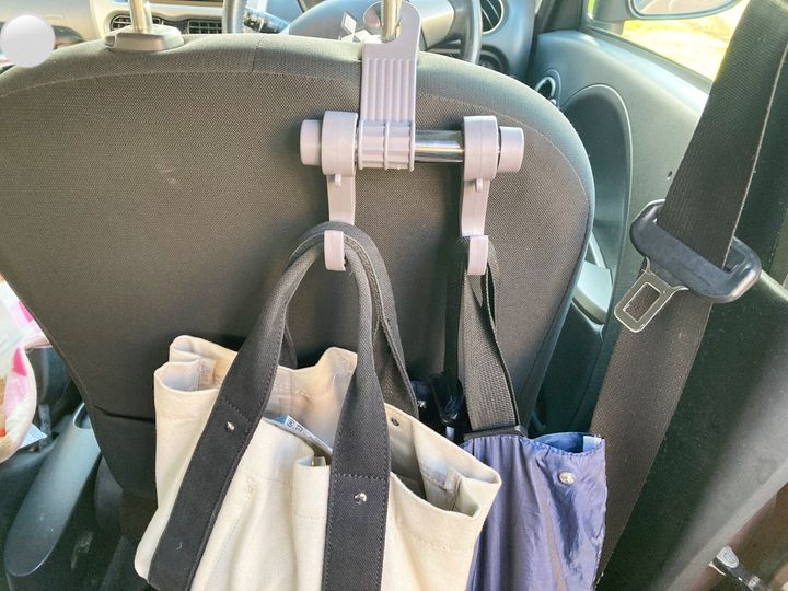 ダイソー車のシートフック
