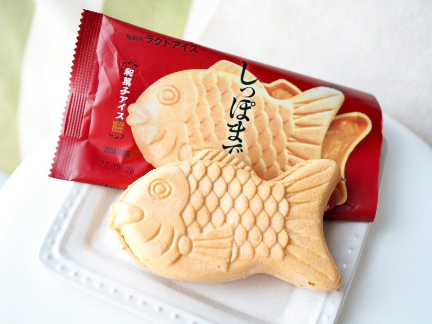 シャトレーゼ「和菓子アイス たい焼き最中 焼き芋 しっぽまであん」商品写真