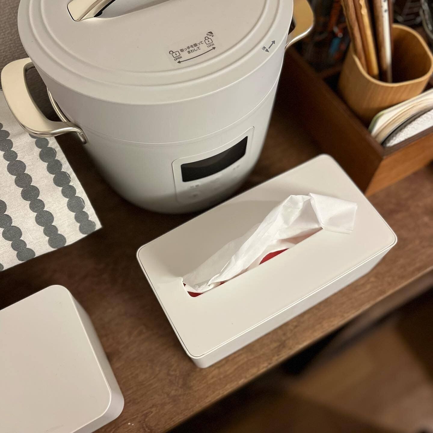 【セリア】ホワイトカラーのシンプルなデザイン