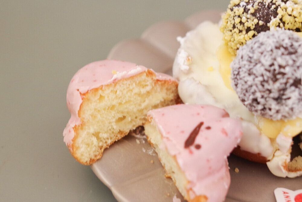 【ミスド】愛嬌たっぷりのネットオーダー限定ドーナツ発見！絶対食べたい「メタモンのドーナツツリー」