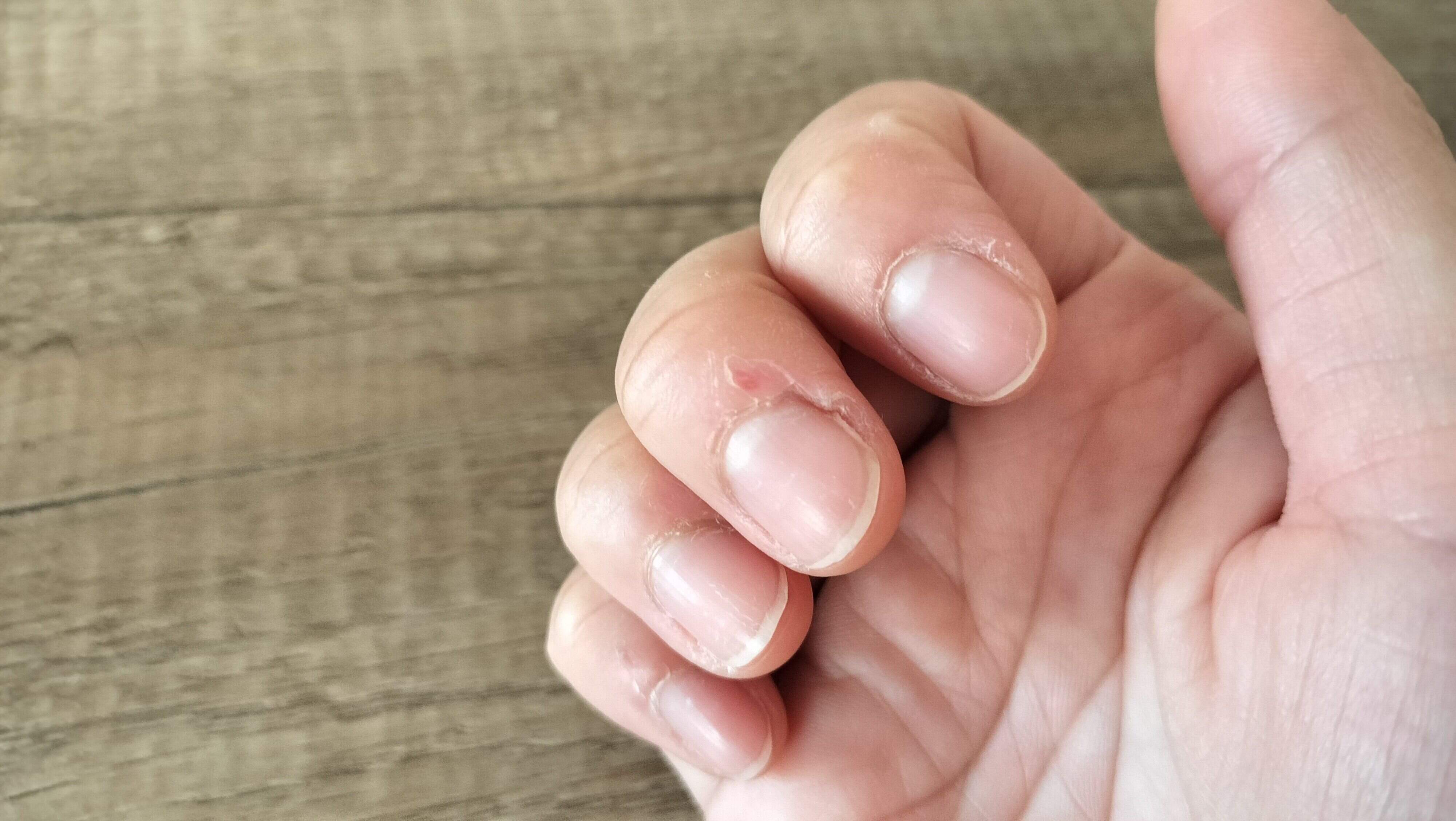 全く目立たないので貼ってても違和感なし