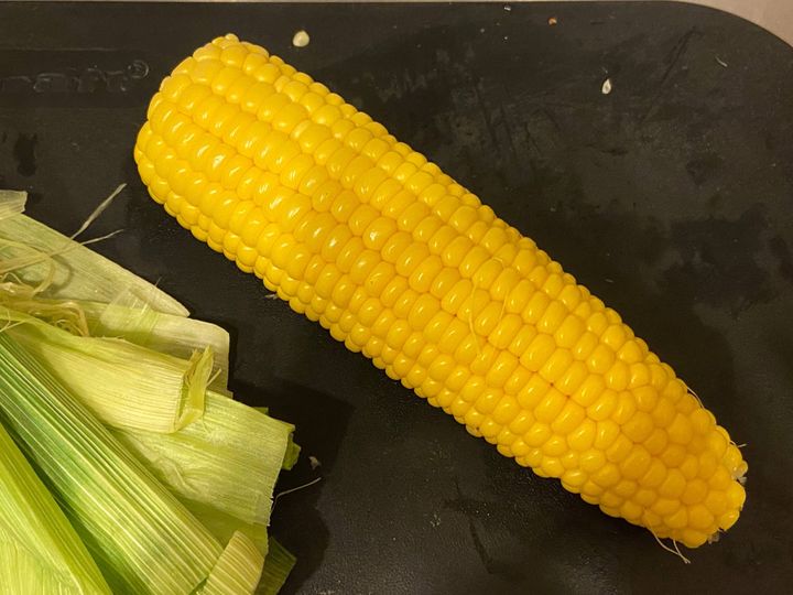 とうもろこしは 実 だけじゃなく 皮 ひげ 芯 も使える 丸ごとおいしさを楽しむ活用術 サンキュ とうもろこしは 実 だけじゃなく 皮 ひげ 芯 も使える 丸ごとおいしさを楽しむ活用術 サンキュ