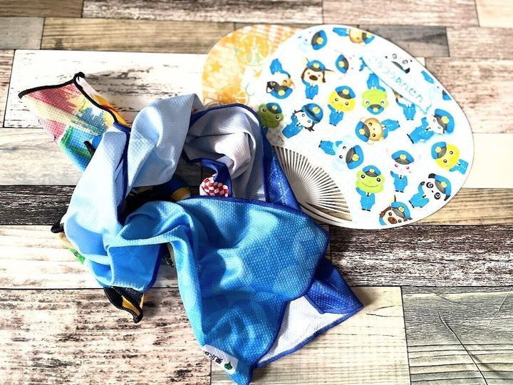 うちわやクールタオルなどのもらった暑さ対策グッズ