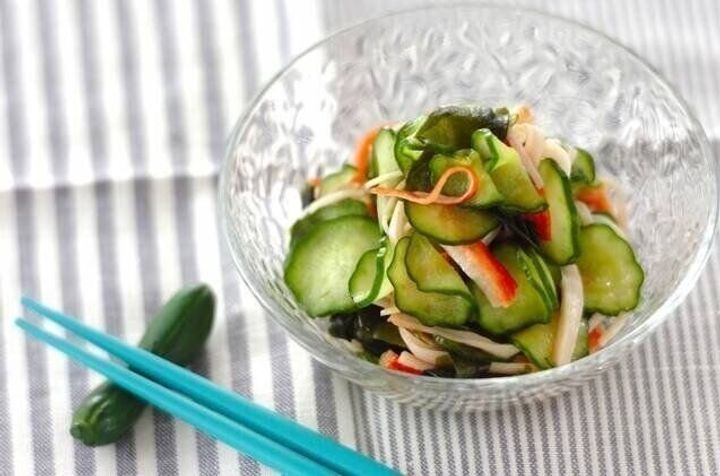 キュウリとカニカマの酢の物