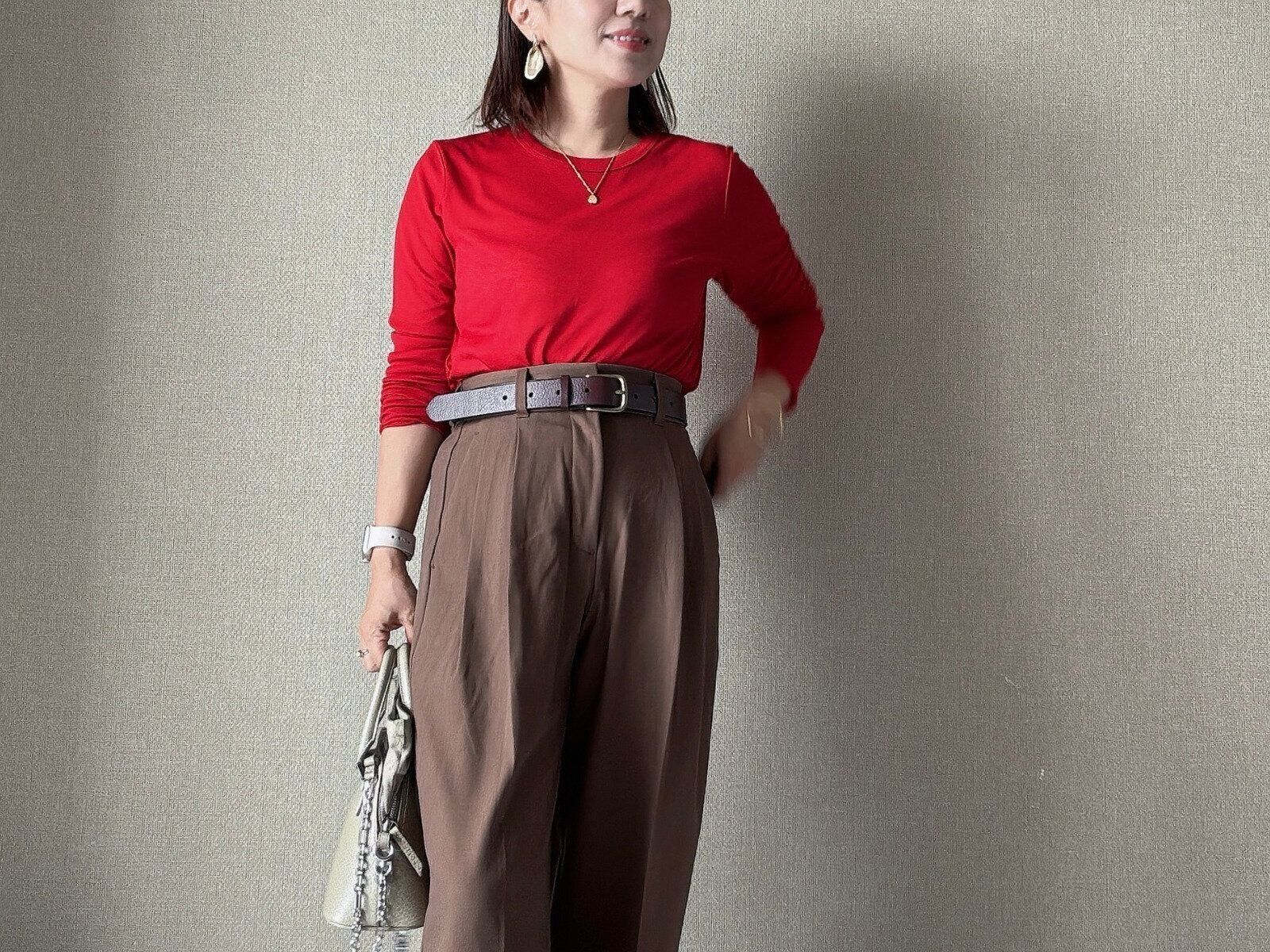 GU ソフトシアークルーネックT