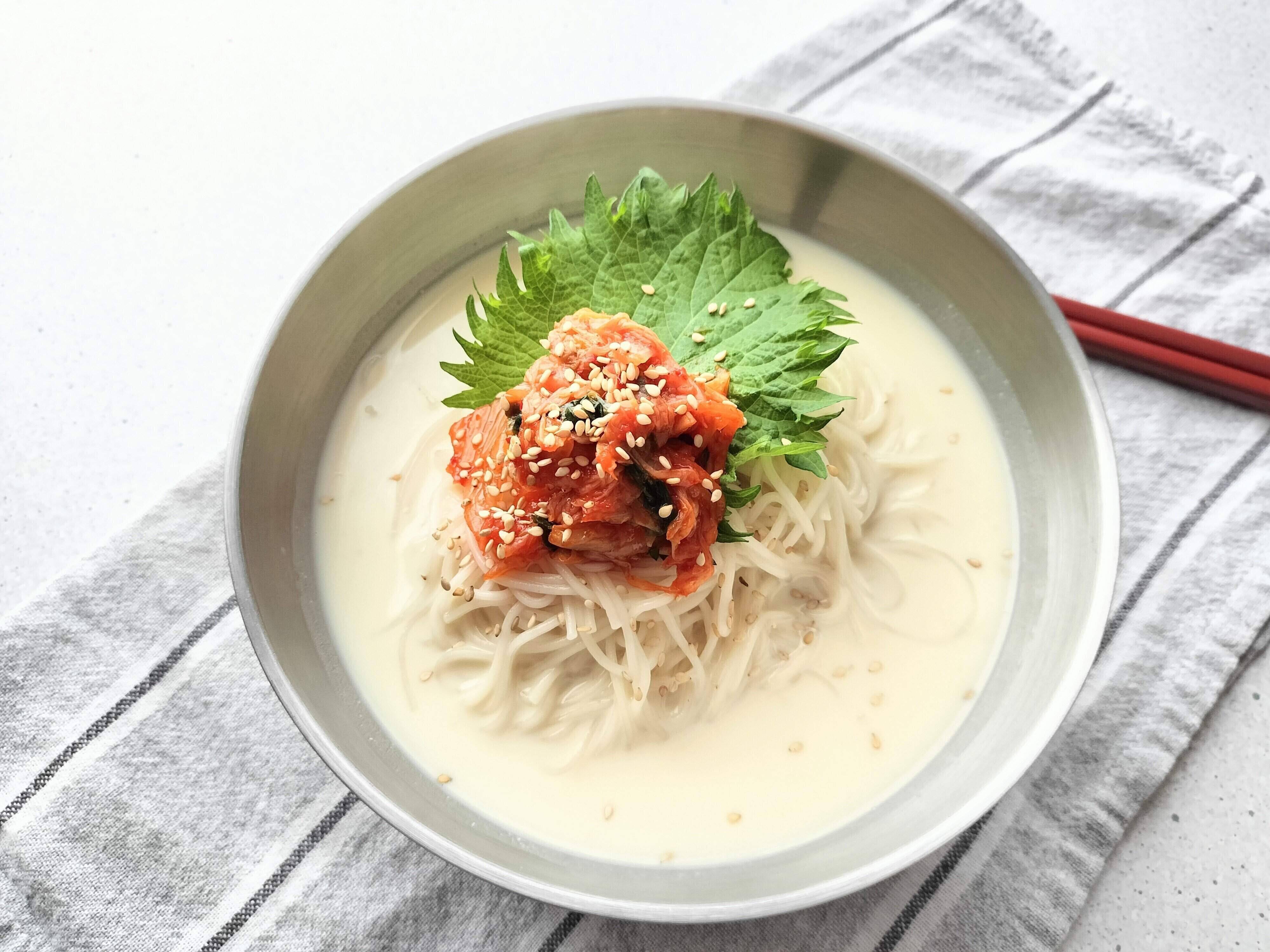 コングクスの素でつくるそうめん