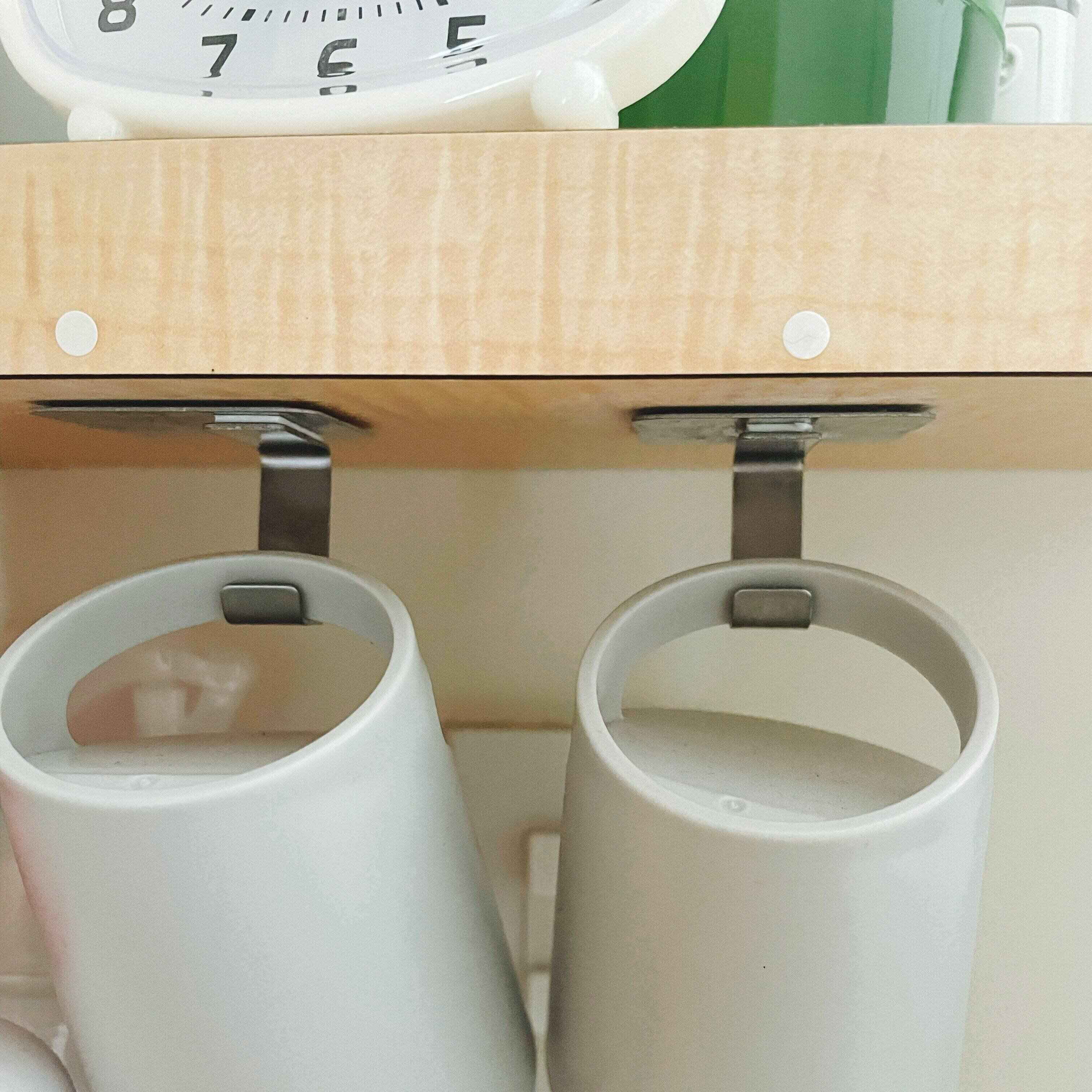 キャンドゥ ステンレスがオシャレ 洗面台が片づくストレージが使えるっ サンキュ