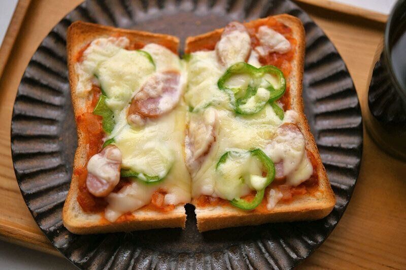 ピザトーストのレシピ / 家で喫茶店で出てくるような美味しいピザトーストを！