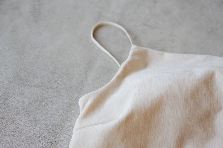 【GU】飛ぶように売れている!長~く着回したい「ベロアブラフィール」おすすめのレイヤード術とは