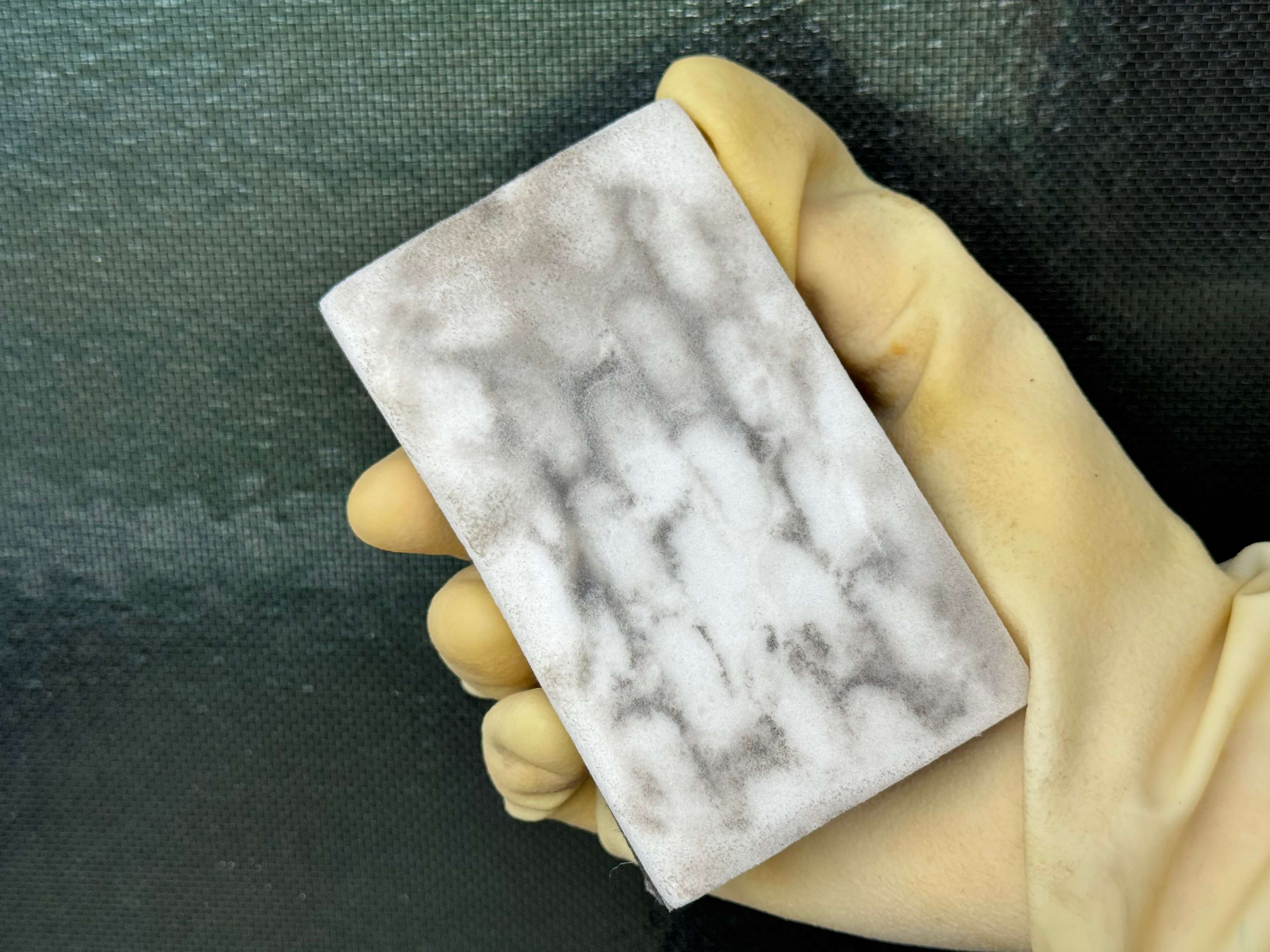 なでるだけだから手間いらず！