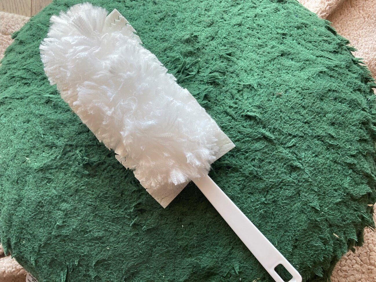 【ダイソー】「この商品考えた人天才かも」家に1つは持っておきたい掃除グッズをマニアも絶賛！