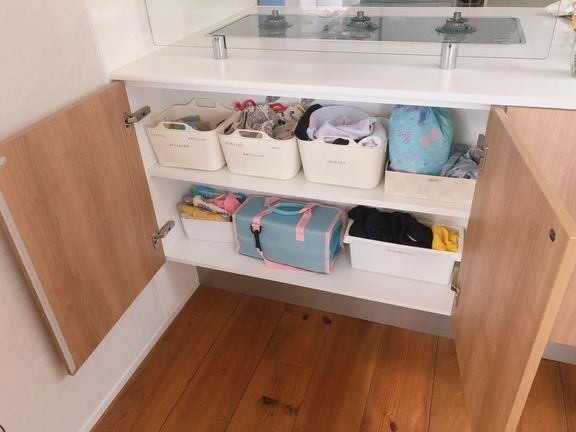 ダイニング収納