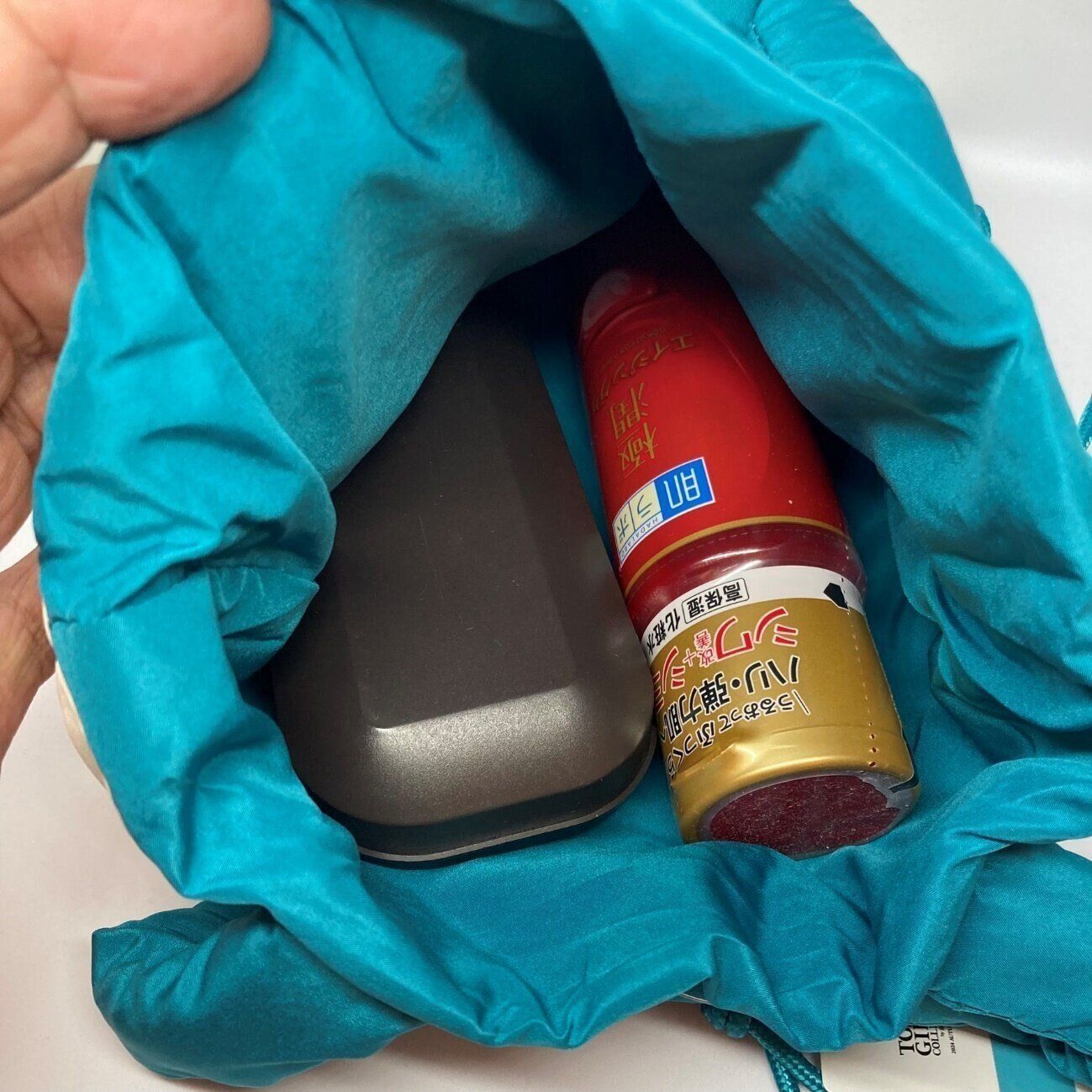 店内でも一際目を惹くデザインのアイテム、手にとって納得！ダイソー秋冬バッグが発売中