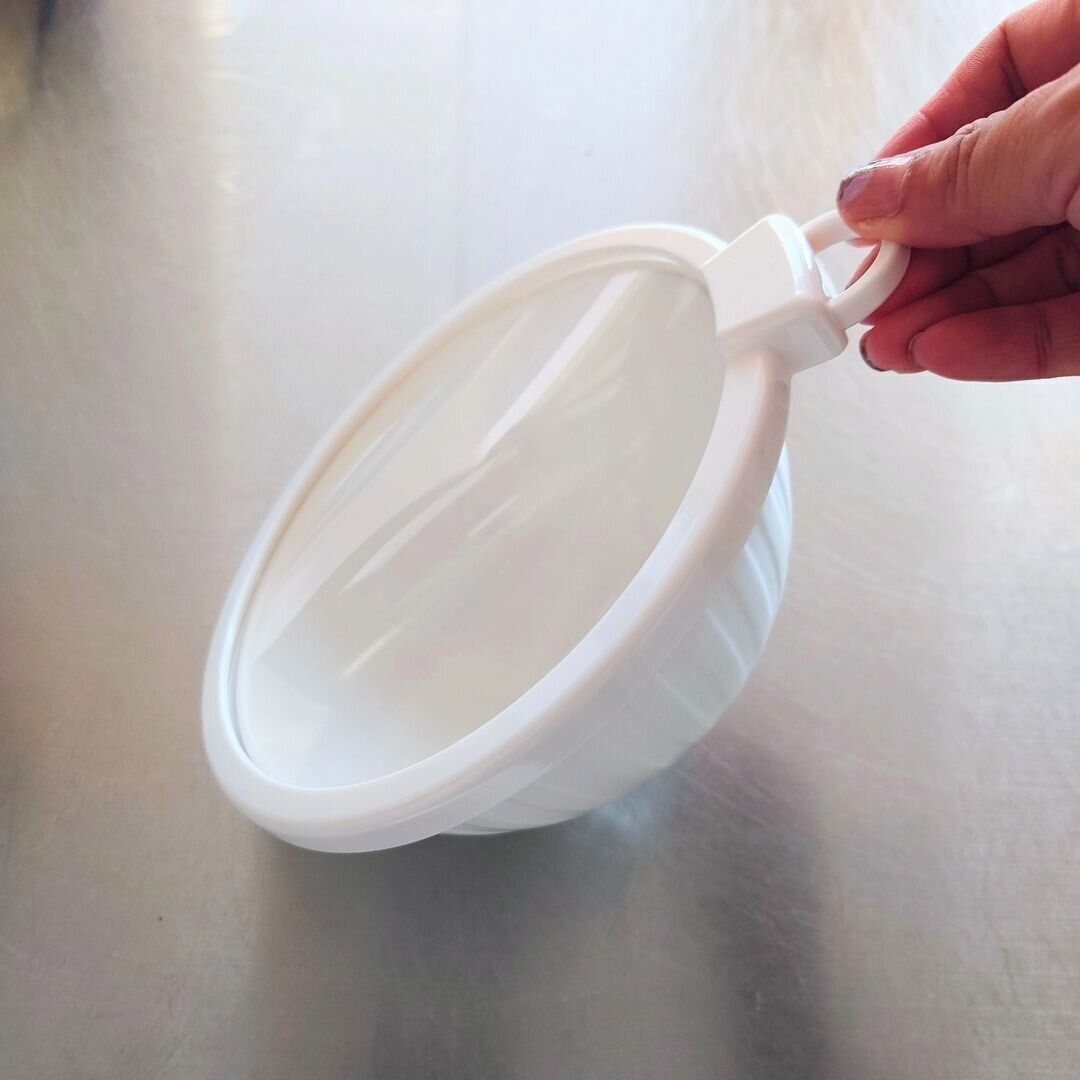 【セリア】押すだけで器にしっかりくっつく