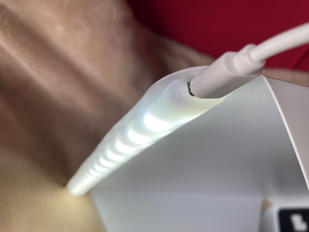 【ダイソー】誰でも簡単！SNS映えするおしゃれで綺麗な商品写真が撮影できるアイテム