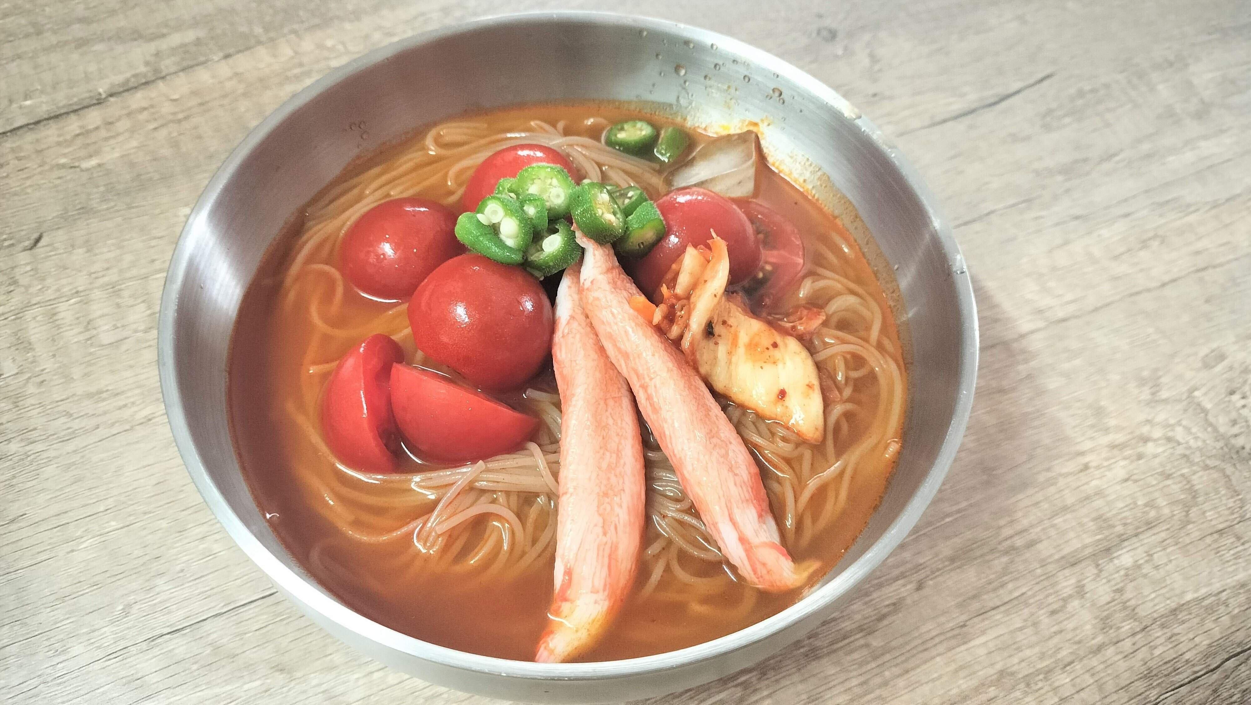 トマト冷麺