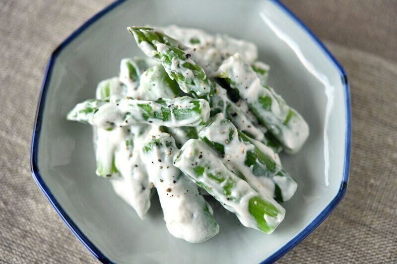 ヨーグルト を活用したおすすめレシピ30選 朝ごはん おかず デザートにも マルチに使えるヨーグルト特集 サンキュ