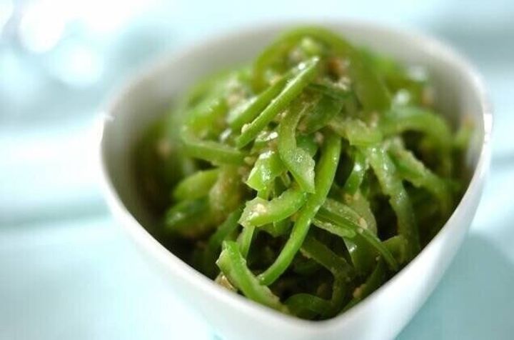 電子レンジであっという間!やみつきピーマンのナムル