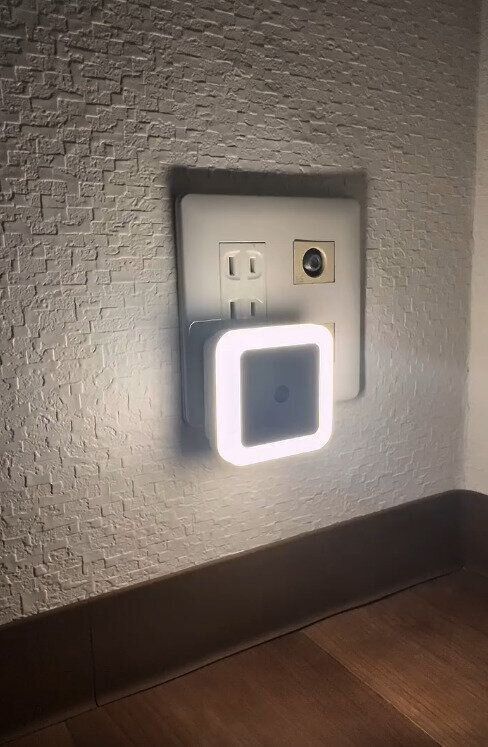 【ダイソー】コンセントタイプなので充電や電池交換も不要