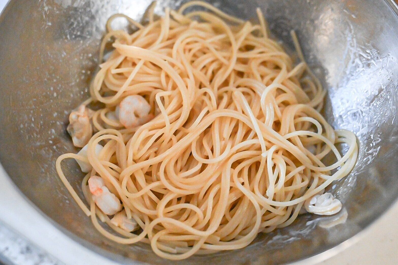 オリーブオイルを和えたパスタ