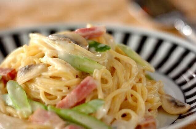 クリームパスタ