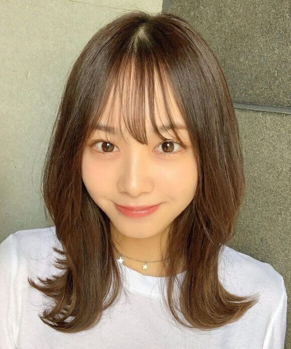 おしゃれな女子高校生のモテるヘアカタログ。トレンド！韓国風くびれヘア