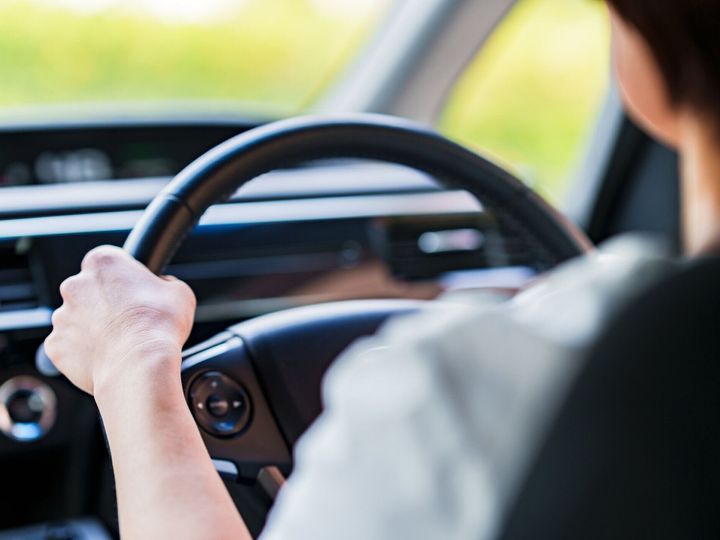 車の乗り方を変えると家計が改善される 節約のプロがすすめるガソリンを節約する乗り方とは サンキュ 車の乗り方を変えると家計が改善される 節約のプロがすすめるガソリンを節約する乗り方とは サンキュ