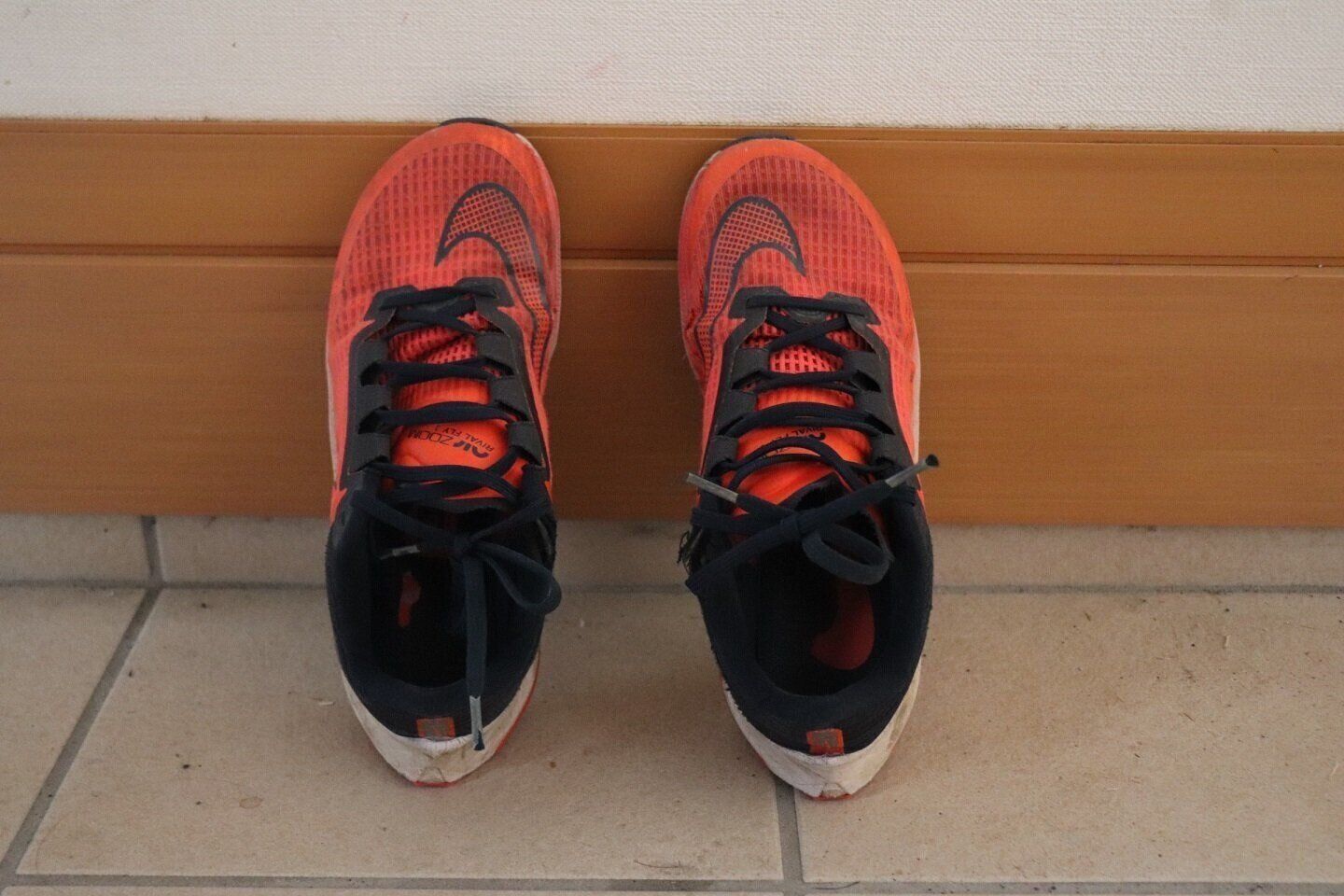 【ダイソー】濡れた靴に！雨の日の後に便利なダイソーグッズ