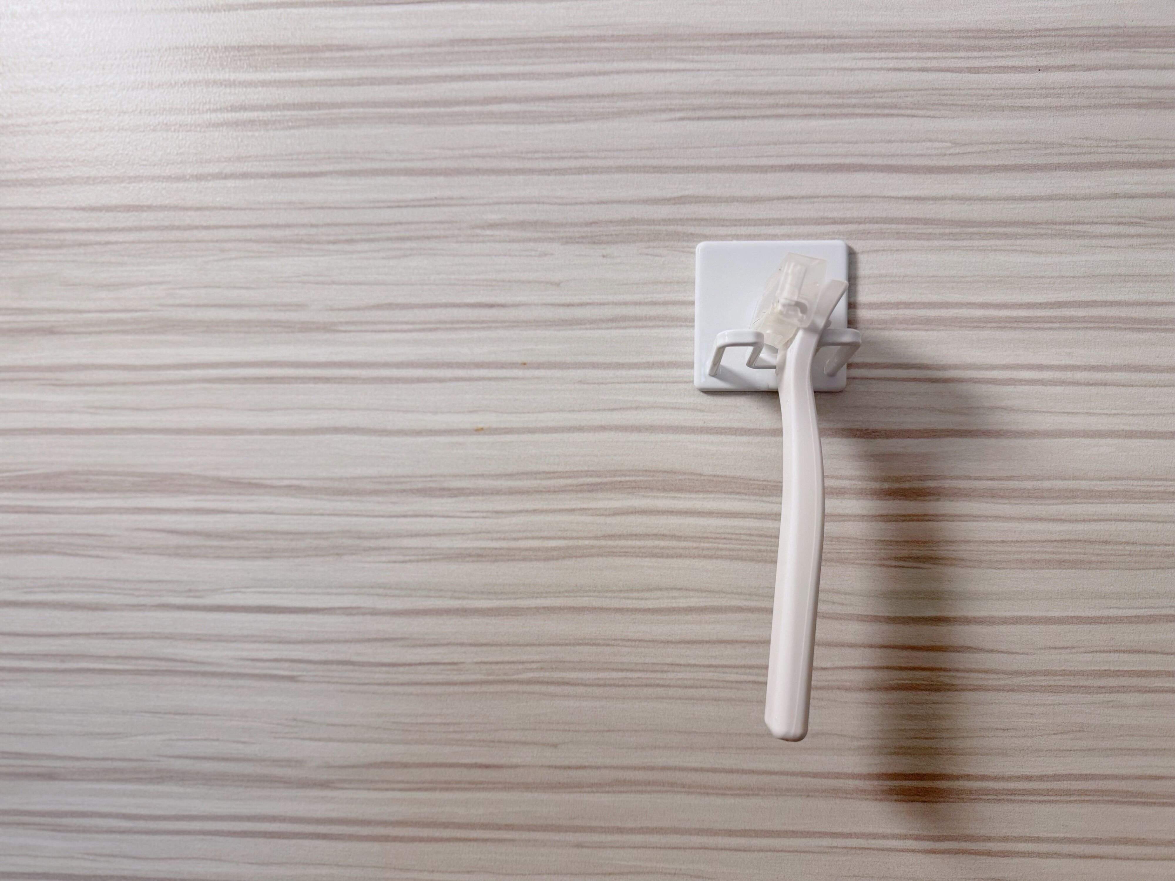 まさにこんなの探していた！シェーバーホルダー