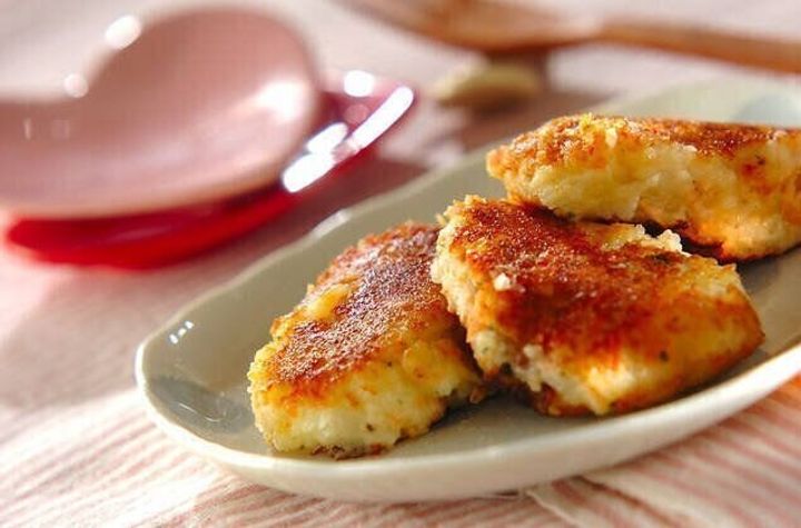 鮭とジャガイモの洋風おやき