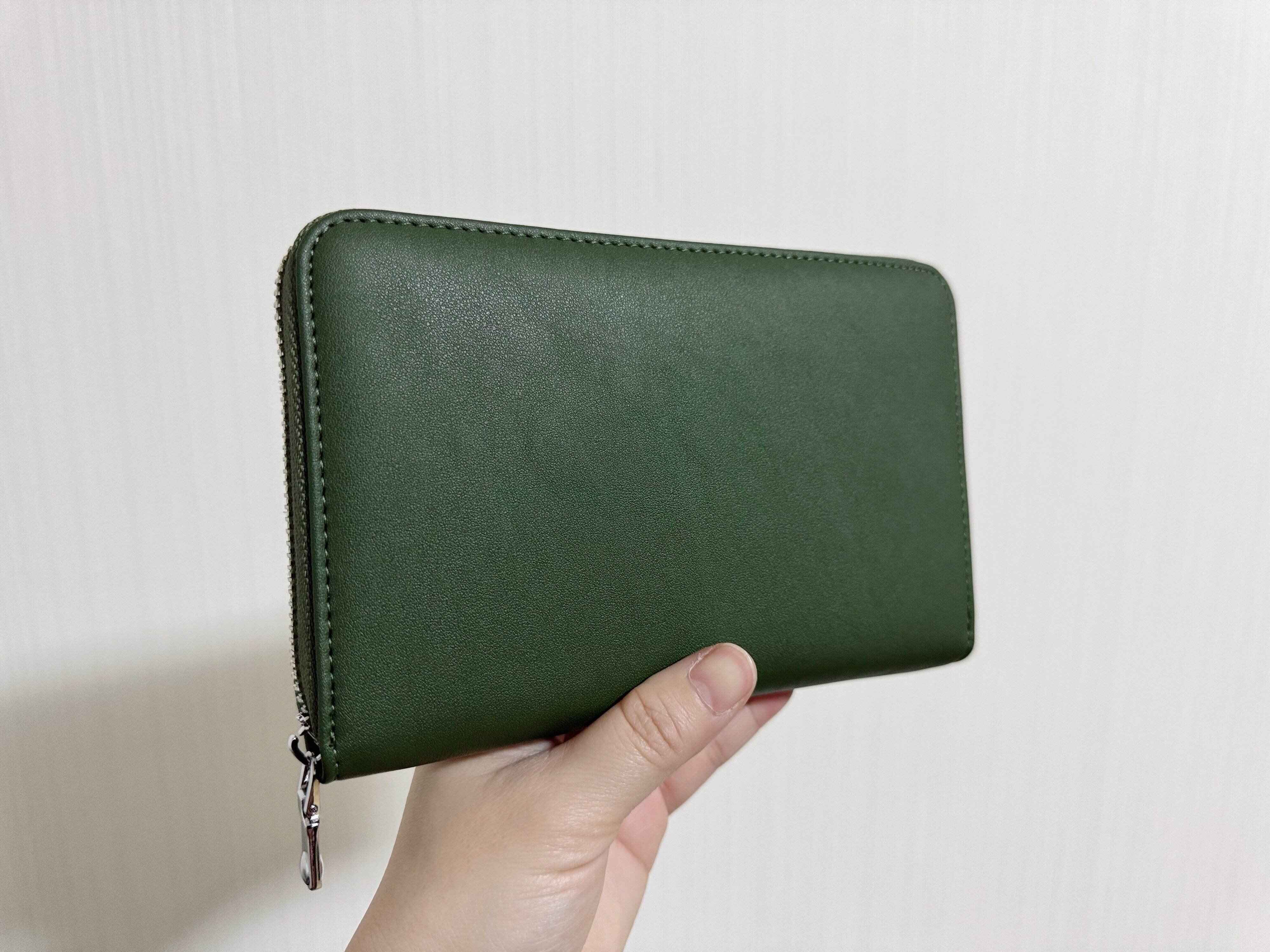 【リピ買い】ぜんぶまとめて入る「大容量の通帳ケース」が家計管理にいい感じ！