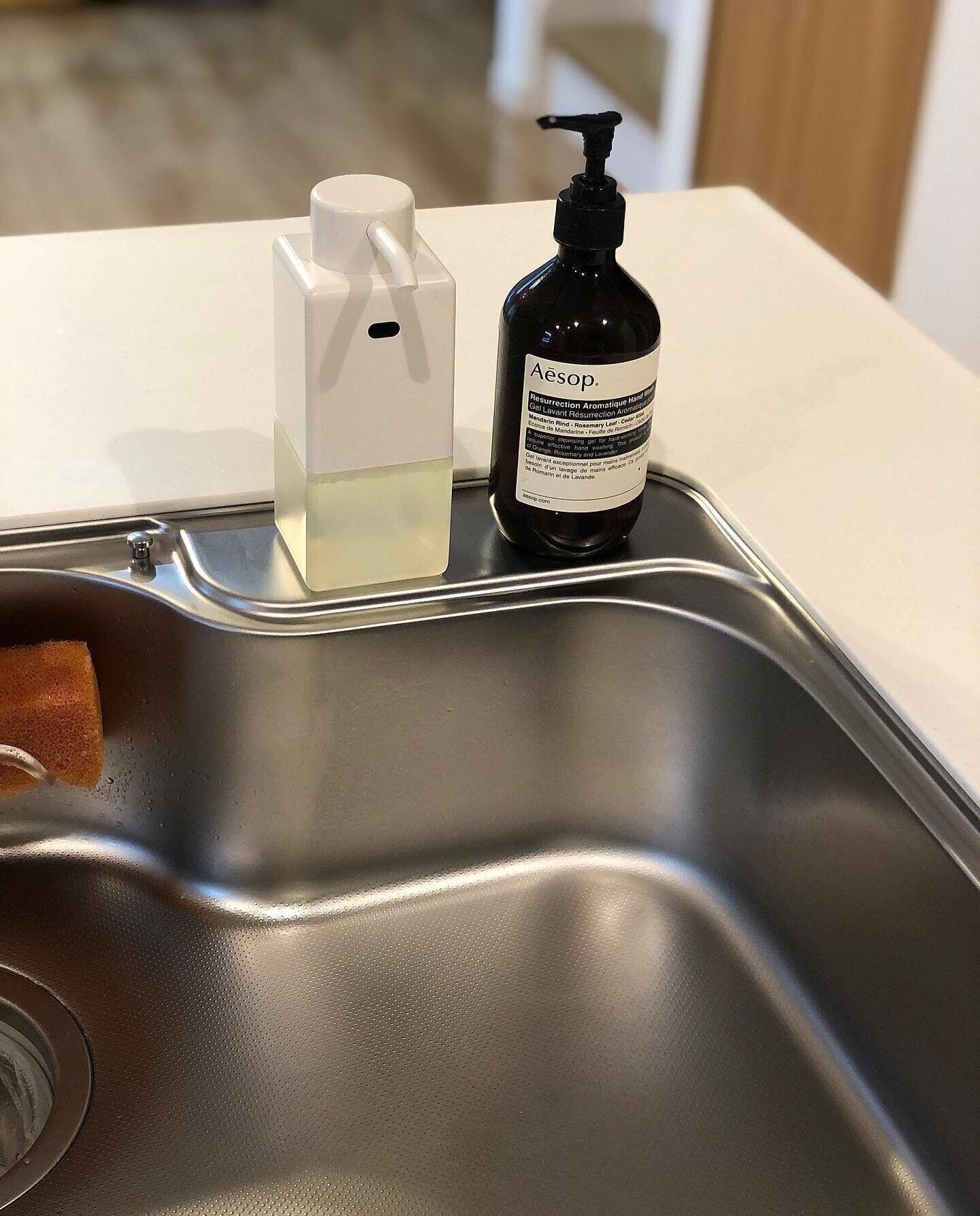 簡単に泡がでてくる！「オートディスペンサー」