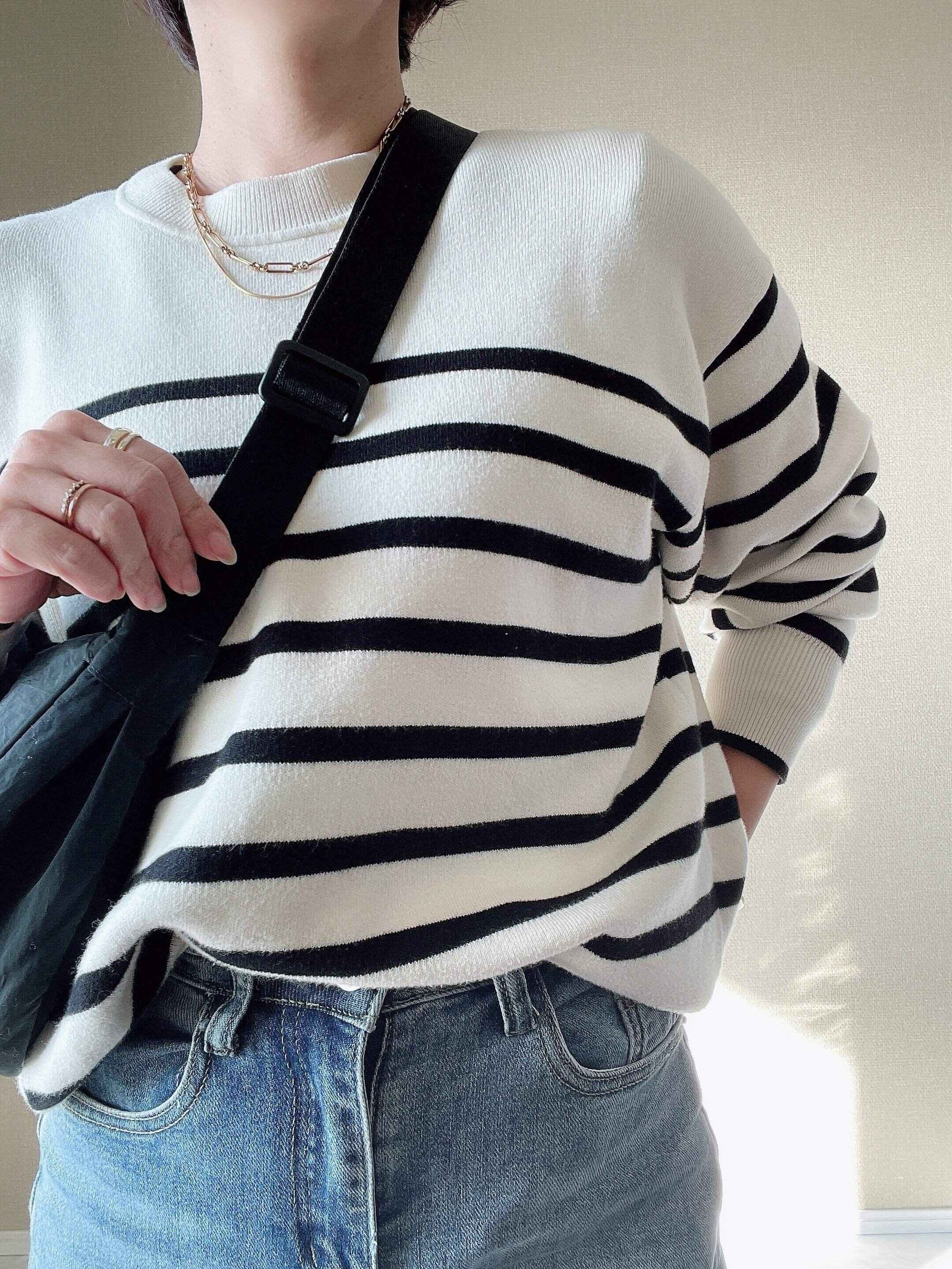 ユニクロ　ラウンドミニショルダーバッグ