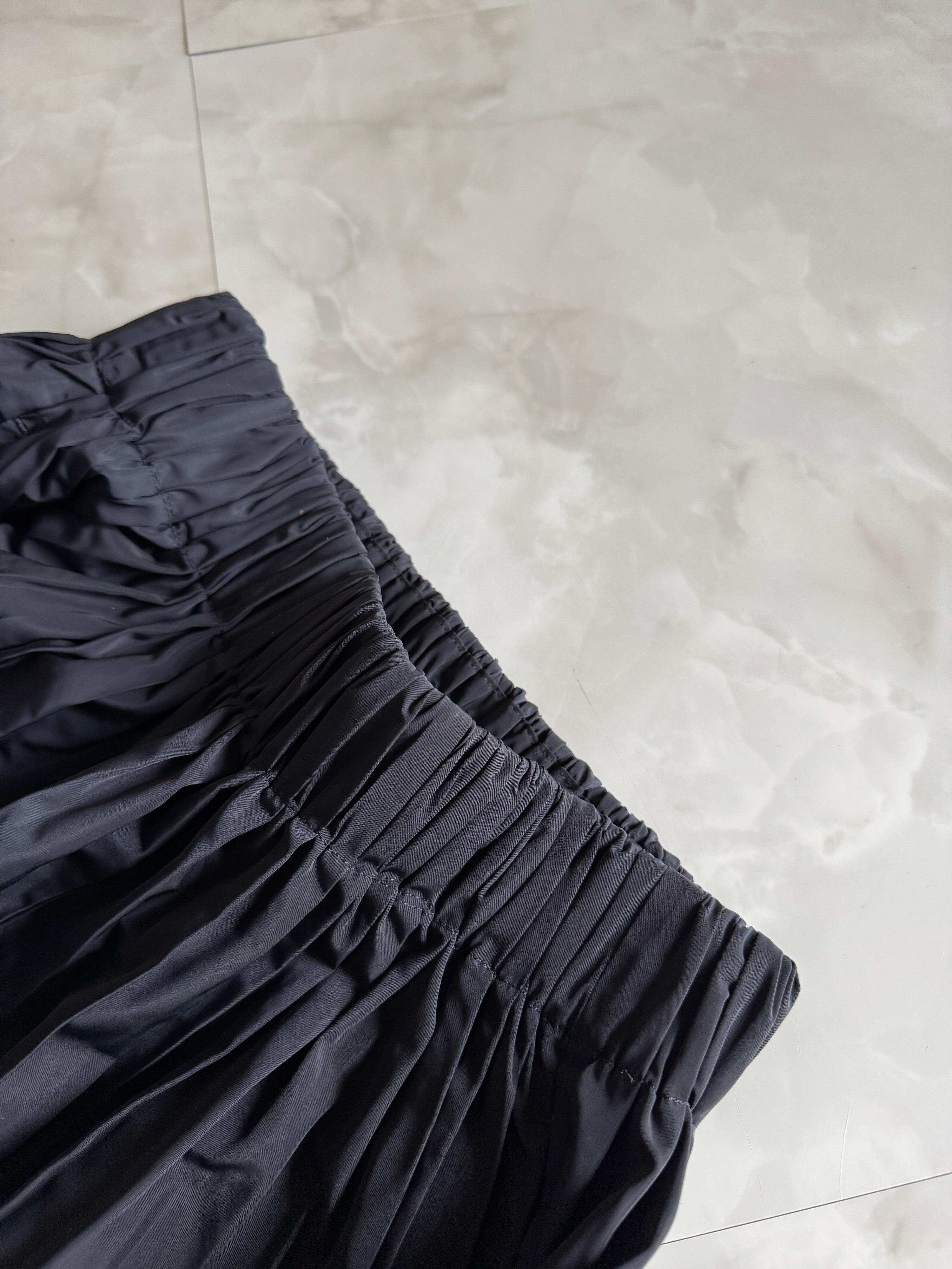 ユニクロUNIQLO ボリュームギャザースカート