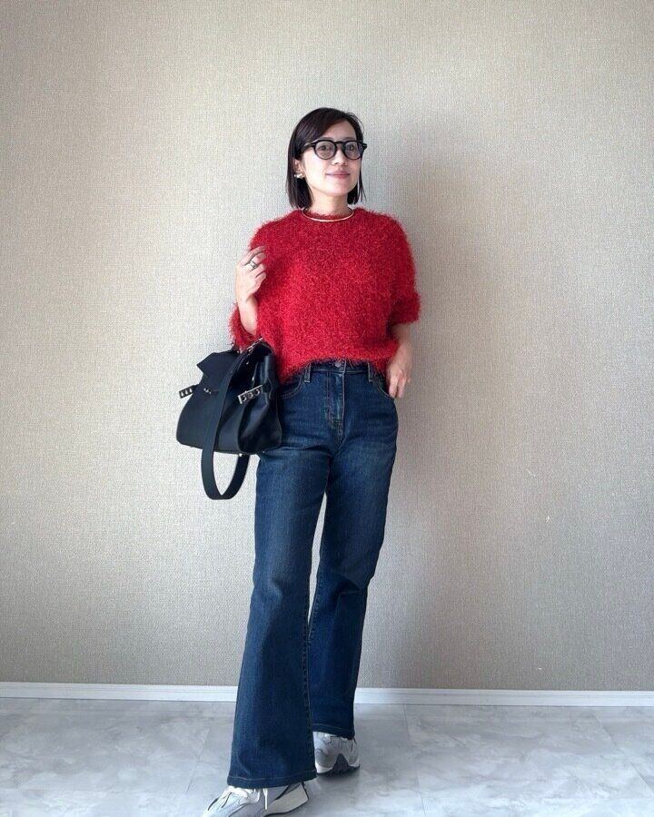 GU スリムフレアジーンズ