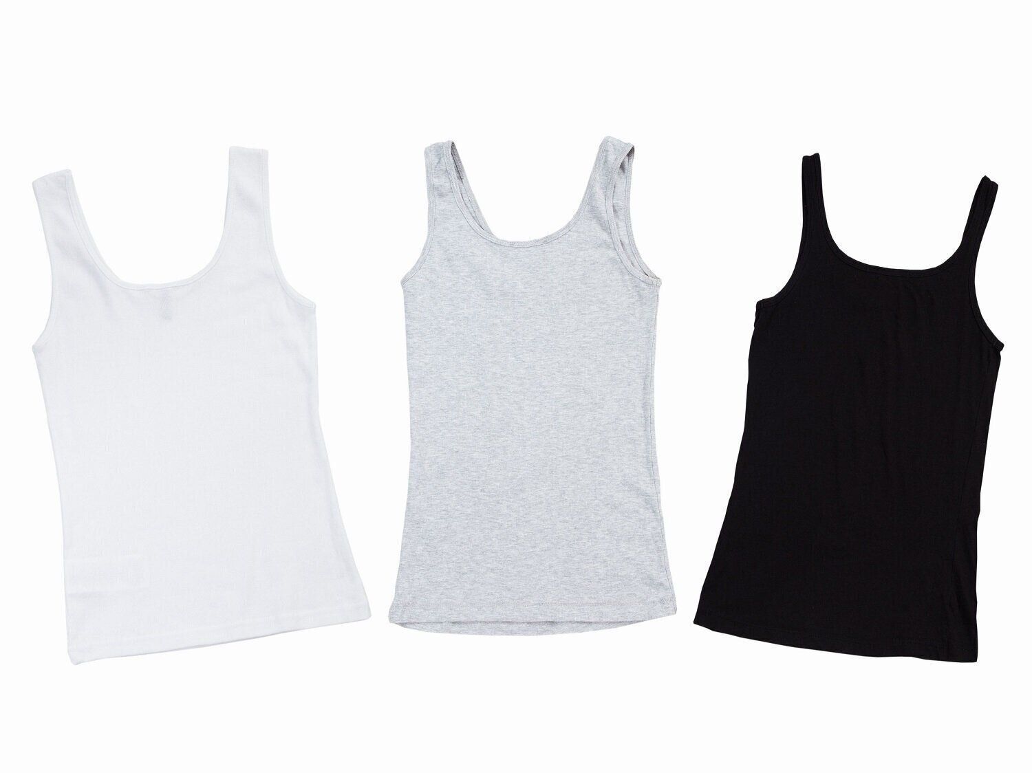 インナーが透ける問題が解決！白Tシャツに合わせるべきアイテムは？